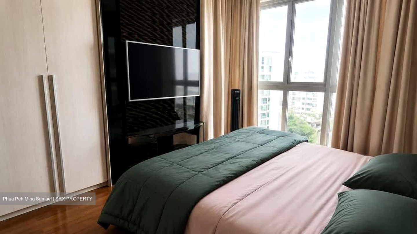 Sea Esta (D18), Condominium #578506691
